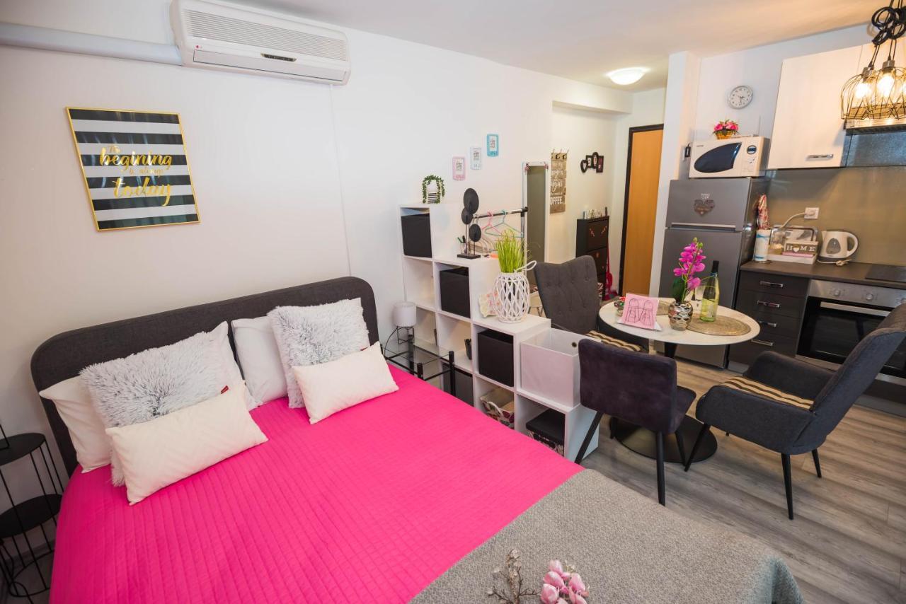 Apartments Mary & Free Parking Rovinj Exteriér fotografie